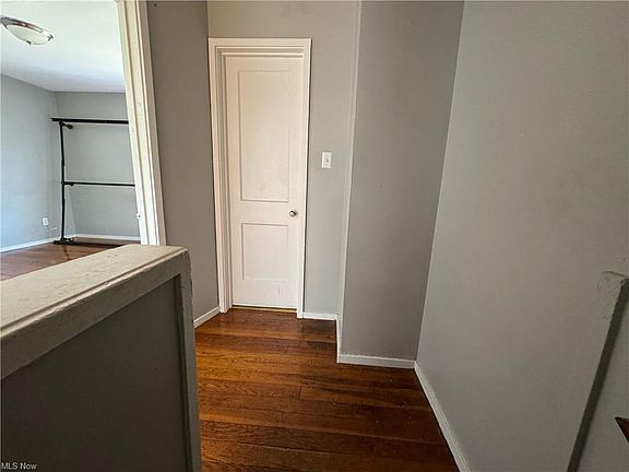3rd image of 924 N Central Dr #924