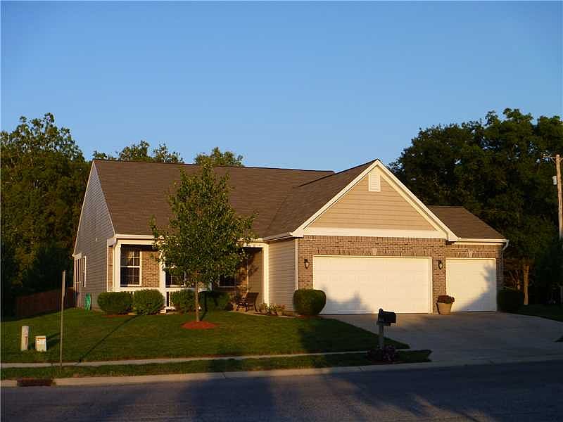 1st image of 18644 Prairie Crossing Dr