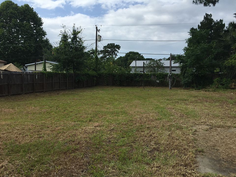 1st image of 1104 Avenue I