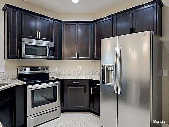 4th image of 36 Alicante Ct