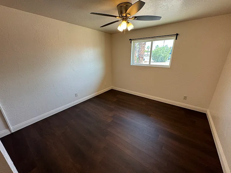 97 E Huntington Dr — Photo 14