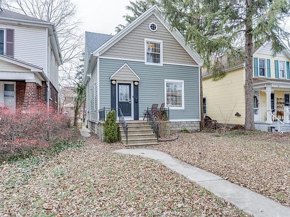 3rd image of 221 Cameron Ave