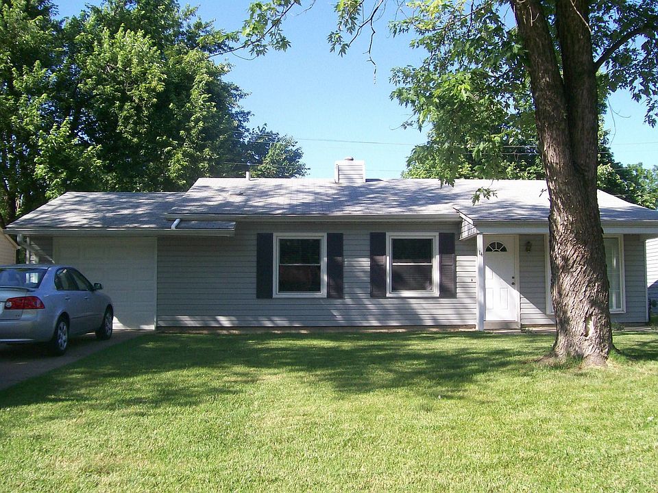 Front view of home
