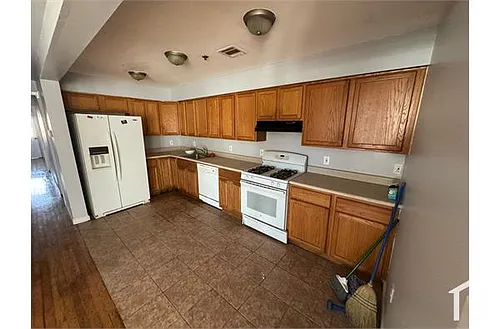 224 N Arlington Ave Photo 1