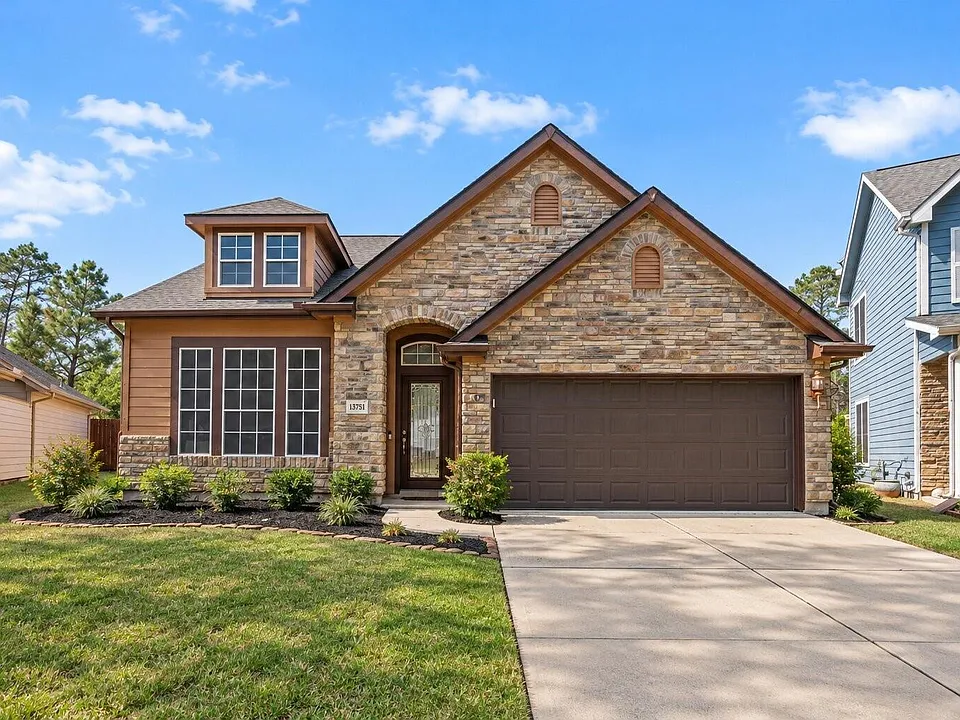 13751 Crested Iris Dr