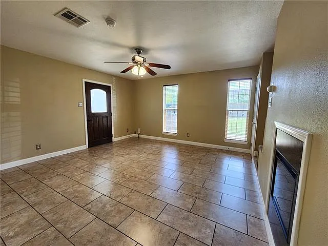 216 Nursery Ave — Photo 5