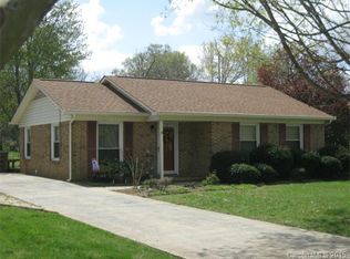 5902 Bridle Trl, Indian Trail, NC 28079