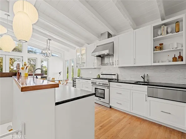 2317 Elm Ave, Manhattan Beach, CA 90266