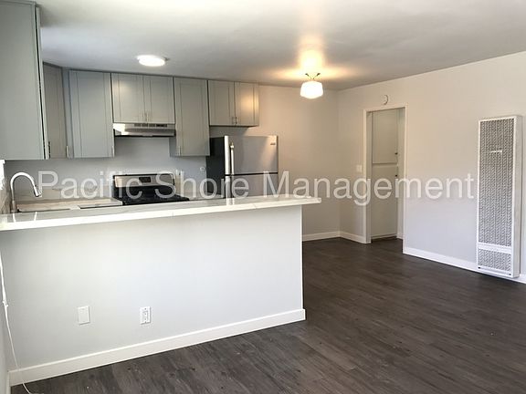 3rd image of 4183 Alabama St APT 02