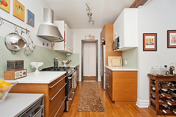 Sold by Brooklyn Hearth Realty | media 16