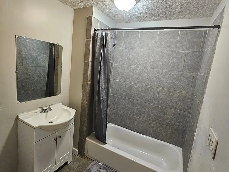 308 Cedar Cir — Photo 10