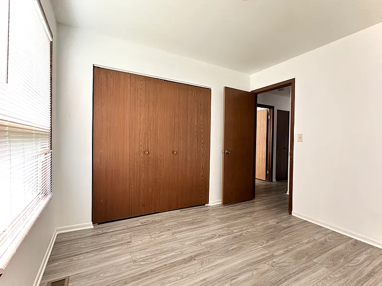 436 Bayview Ave — Photo 7