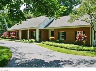 2322 Stockbridge Rd, Akron, OH 44313