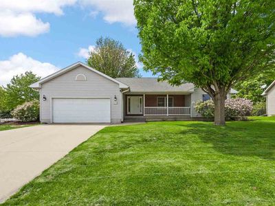 1451 Chamberlain Dr, Iowa City, IA, 52240