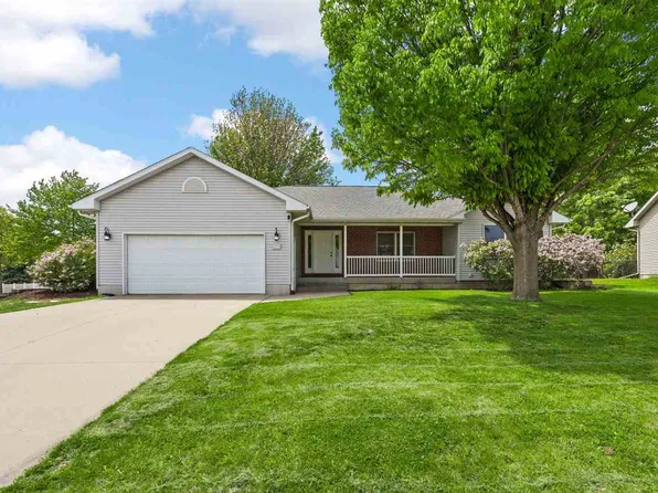 1451 Chamberlain Dr, Iowa City, IA 52240