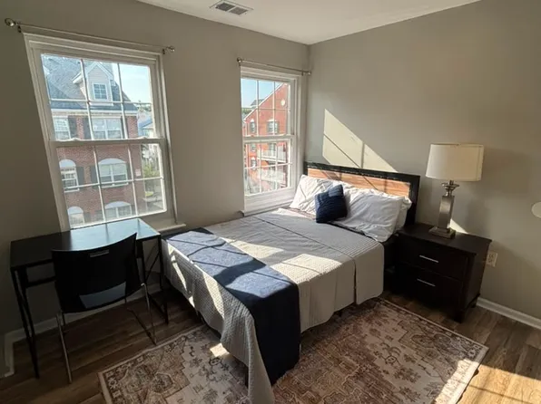 38 Marrow St, Newark, NJ 07103