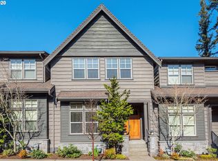 10566 SW Windwood Way, Portland, OR 97225
