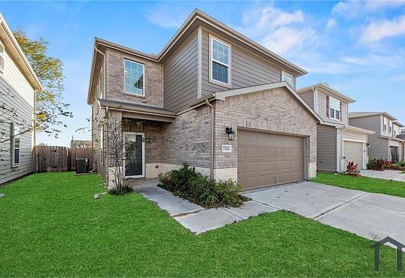 2nd image of 7322 Madison Commons Ln