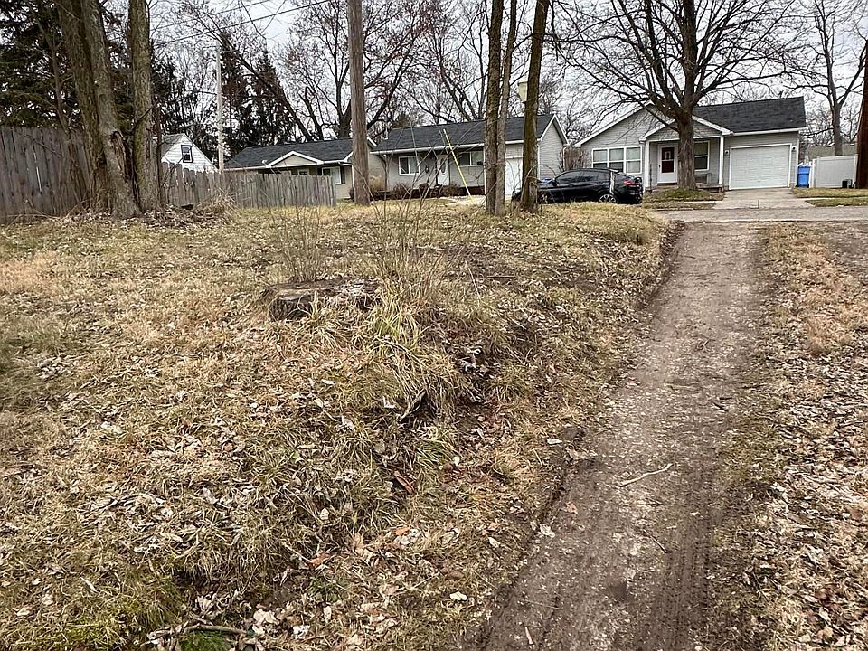 564 Paris Ave, Lansing, MI 48910 Zillow