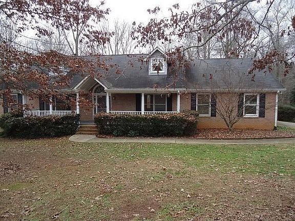 3rd image of 5840 Sweetbottom Ln