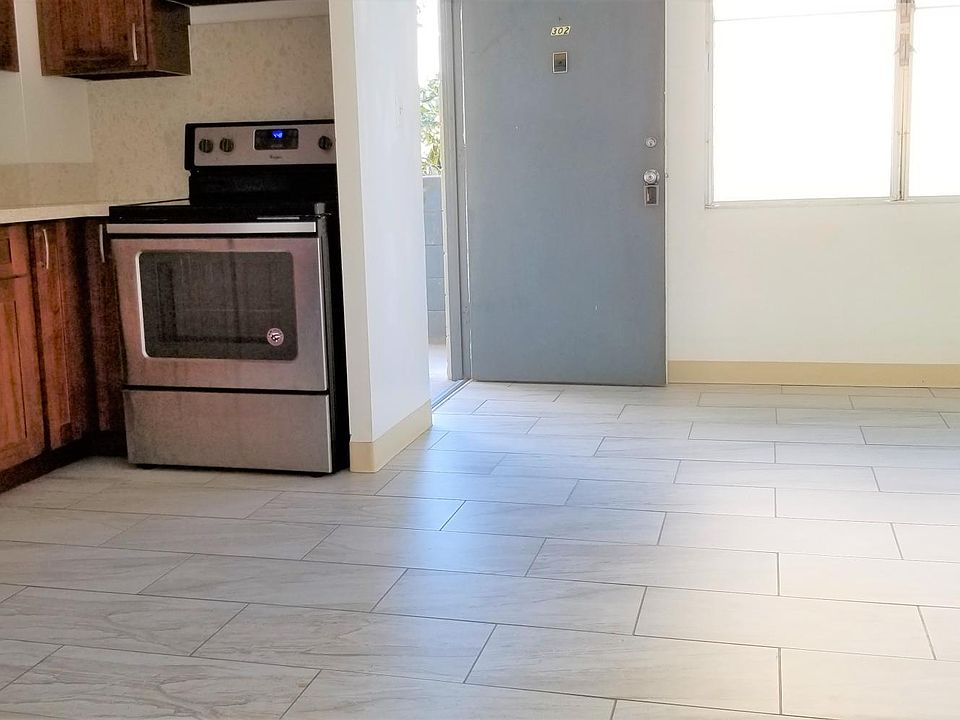 2nd image of 2117 Date St #3021