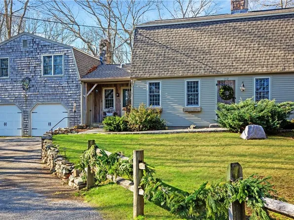 172 Estelle Dr, South Kingstown, RI 02892