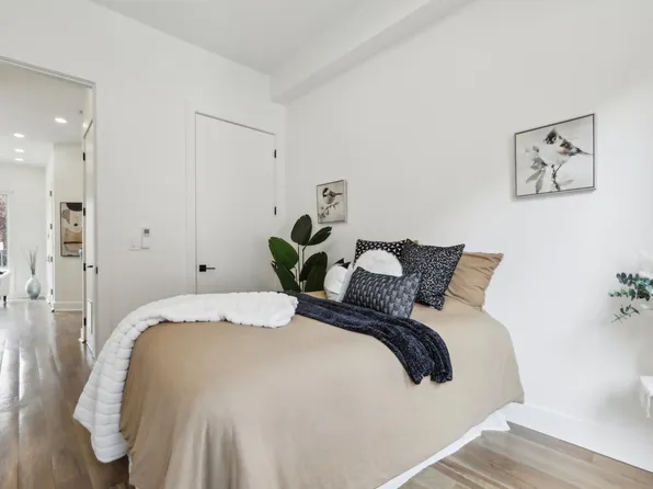 250 Van Horne Street image 20 of 48