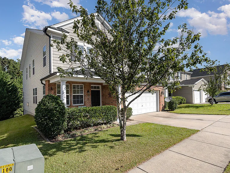 6049 Ricker Rd — Photo 2
