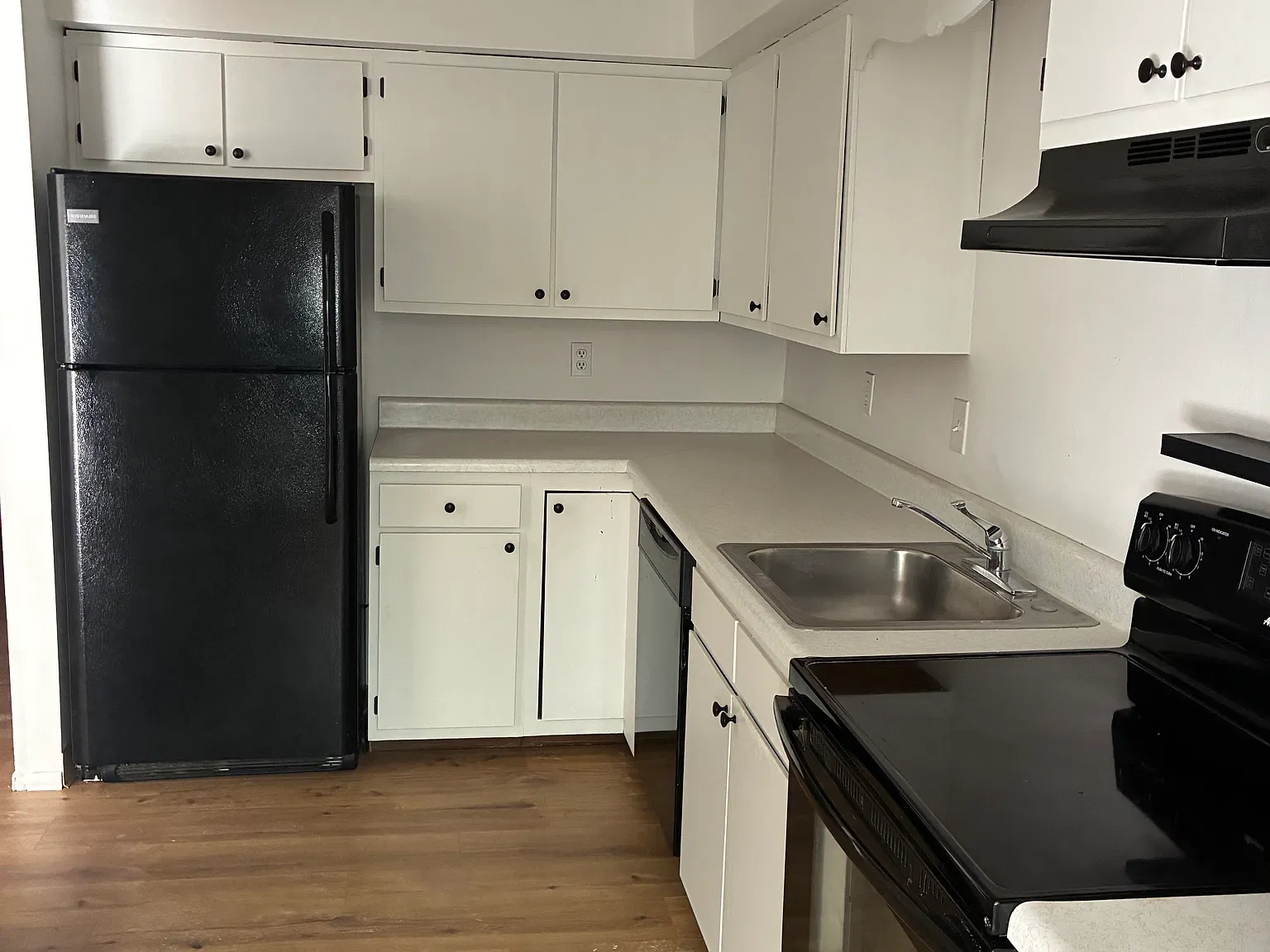 1 bed, $875 — Photo 1
