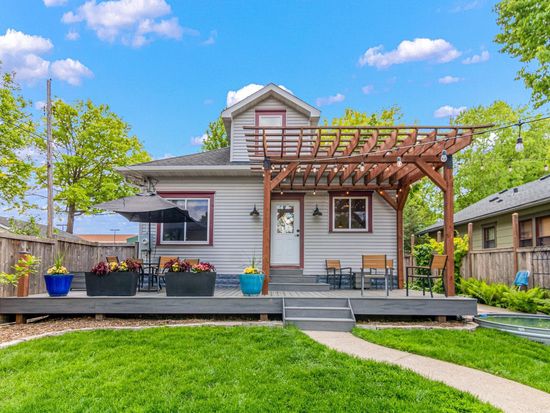 1597 James Ave, Saint Paul, MN 55105