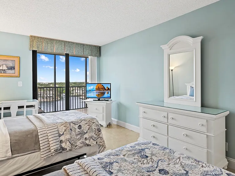 3420 S Ocean Blvd #8W — Photo 24