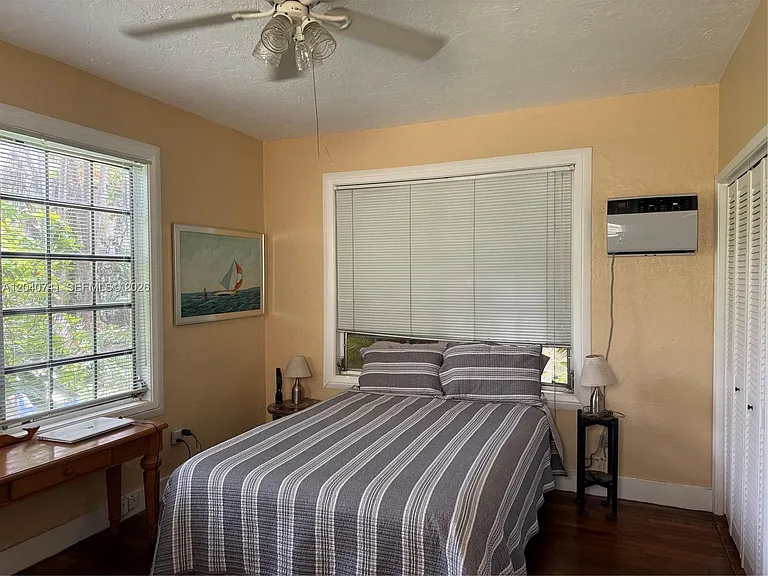 1209 Aguila Ave — Photo 12