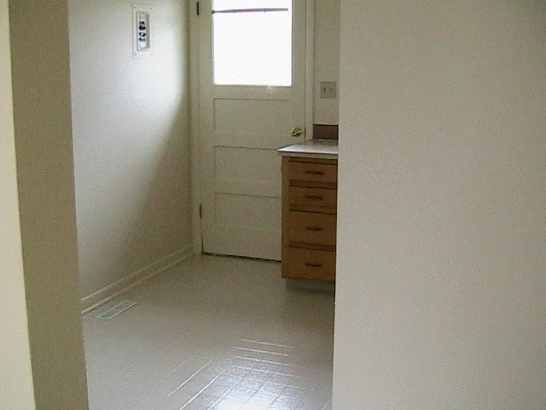 517 Wood St — Photo 11