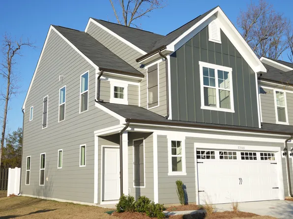 17046 Patron Dr, Charlotte, NC 28273