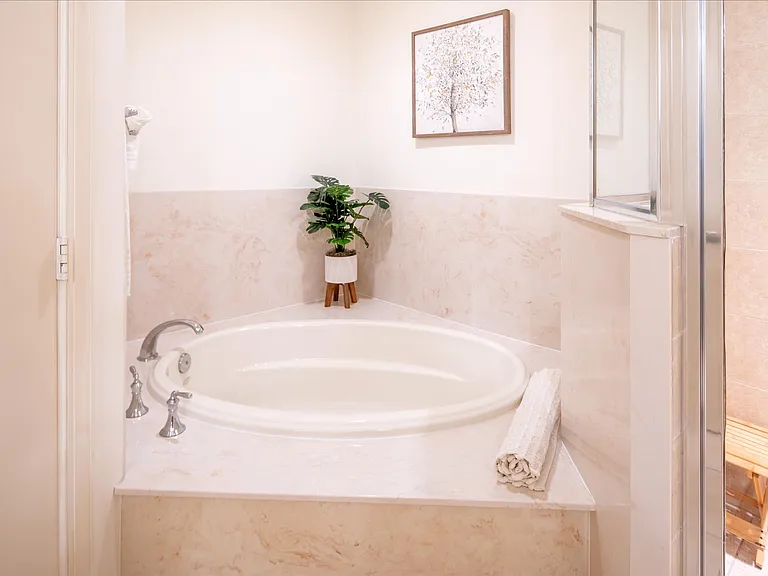 5793 Cape Harbour Dr #1116 — Photo 18