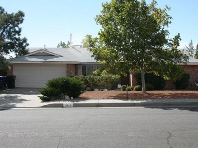 3811 La Charles Dr NE, Albuquerque, NM, 87111