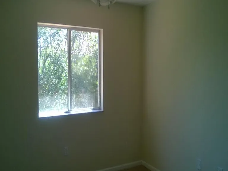 2501 SW 83rd Ter — Photo 8