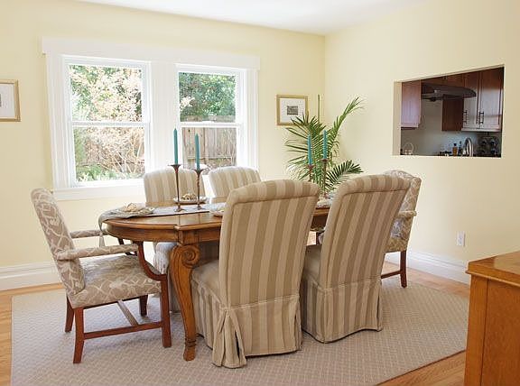 Elegant formal dining room