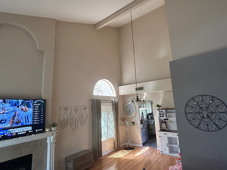 1412 E Gail Dr — Photo 11