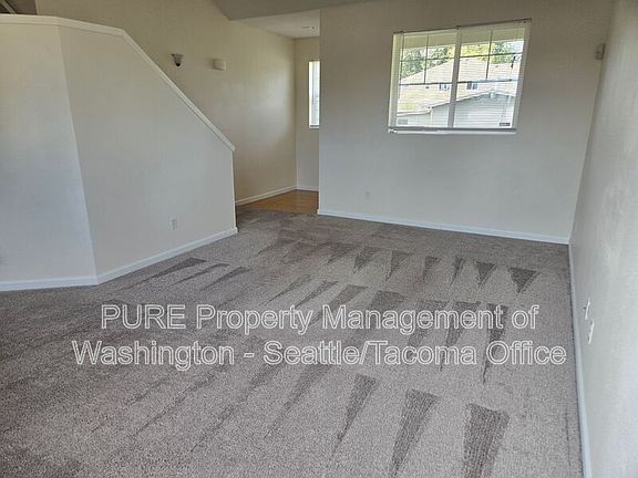 5th image of 5027 NE 5th Pl