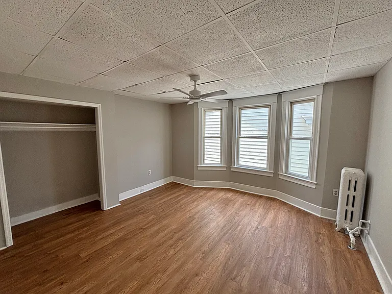 414 W Broad St #2 — Photo 8