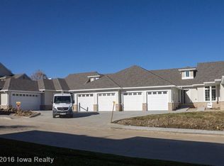 14188 Pinnacle Pointe Dr, Clive, IA 50325