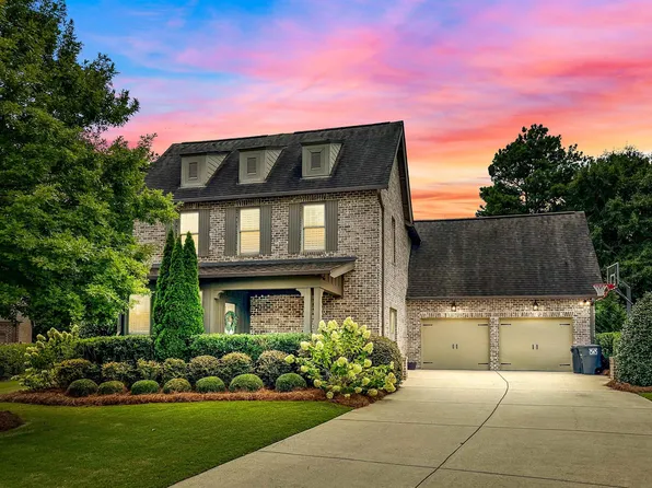 730 Provence Dr, Vestavia, AL 35242