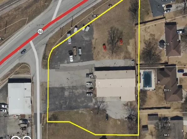 1999 W Tipton St, Seymour, IN 47274