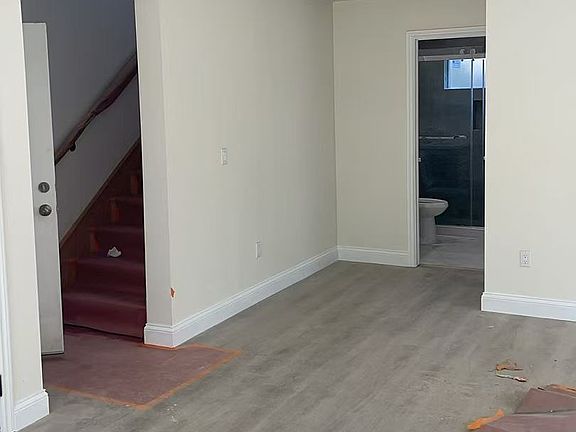 3rd image of 3766 Ellis Ln #3766