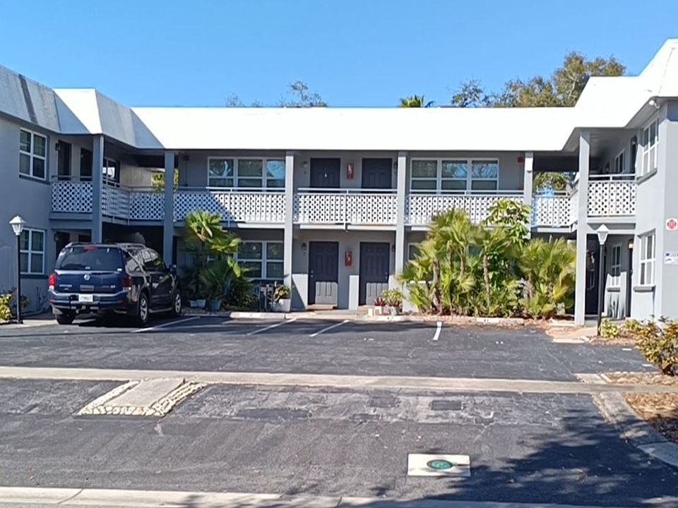 1st image of 24 S Fredrica Ave APT 12