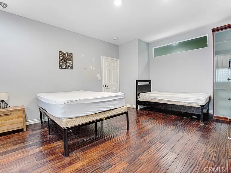 22450 Collins St — Photo 55