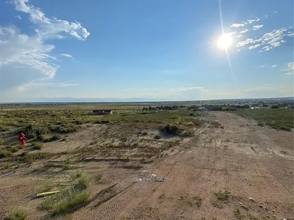 1731 E Grassland Ln, Pueblo West, CO 81007