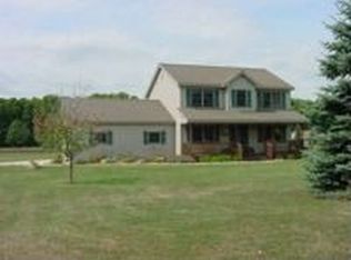 8694 S 33 Rd, Cadillac, MI 49601