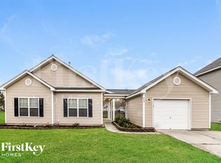 634 Savannah River Dr, Summerville, SC 29485